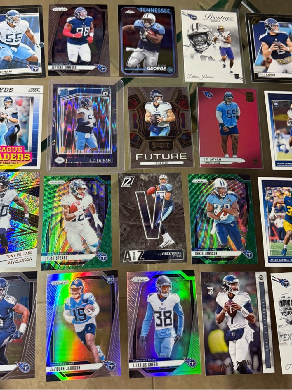 20 card lot Tennessee Titans Malik Willis RC Will Levis JC Latham